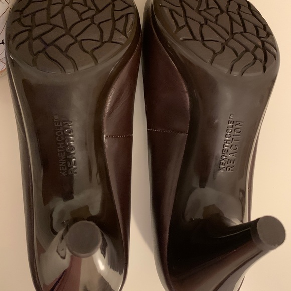 Kenneth Cole Reaction Open Toe Chunky Heels - Picture 8 of 9